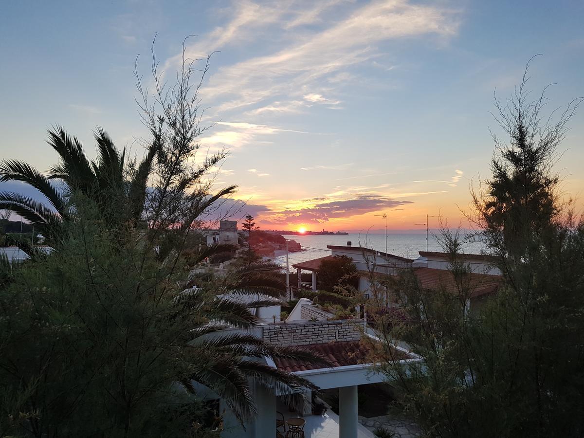 B&B Torre Azul Frontemare - Bisceglie Exterior photo